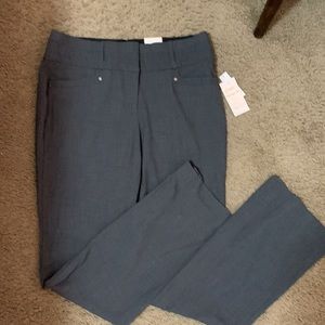 NWT Candies Marilyn bootcut pants.